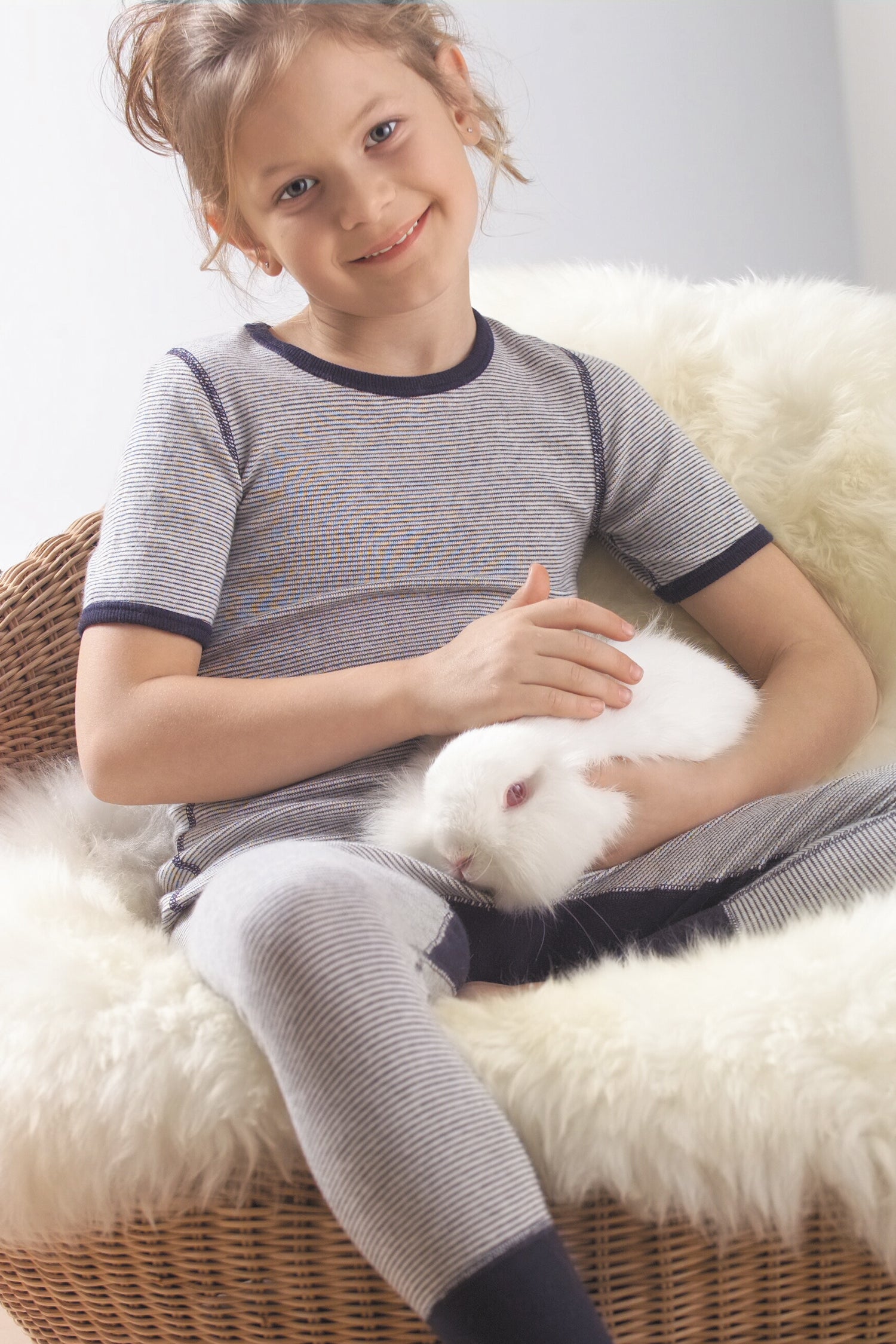 Kinder Shirt halbarm - Angora - Baumwolle, ideal für Komfort und Wärme.