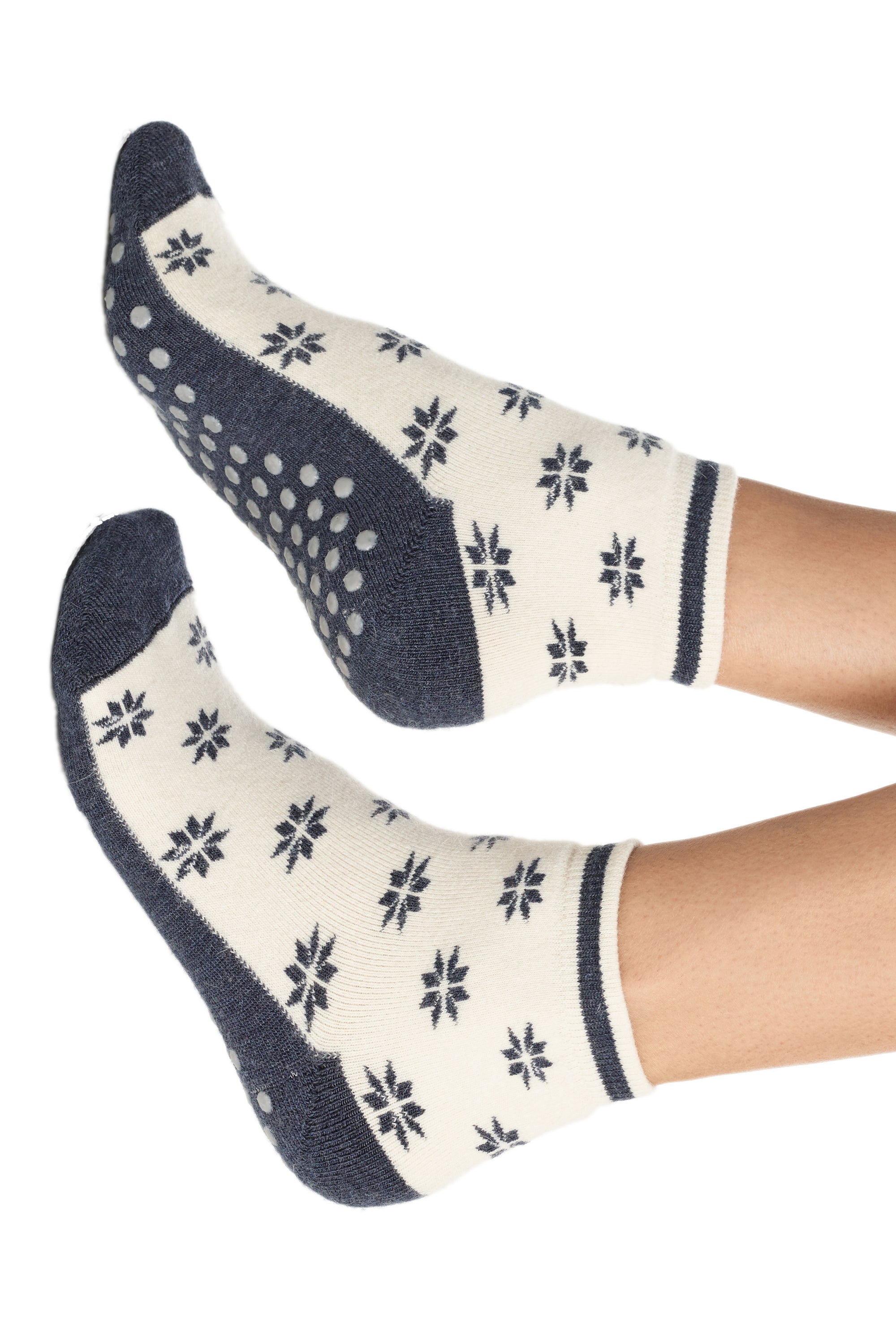 Überziehsocken - Überdinger kleiner Stern, flauschige Angorawollsocken mit Schneeflockenmotiv.